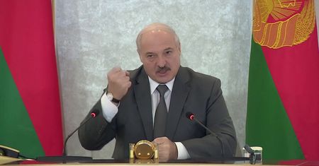 Białoruś. Aleksander Łukaszenka zostanie objęty osobistymi sankcjami? Jest stanowisko MSZ