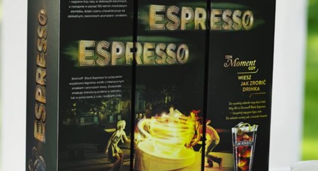 Smirnoff Black w nowych opakowaniach od Czteryczwarte Brand Design