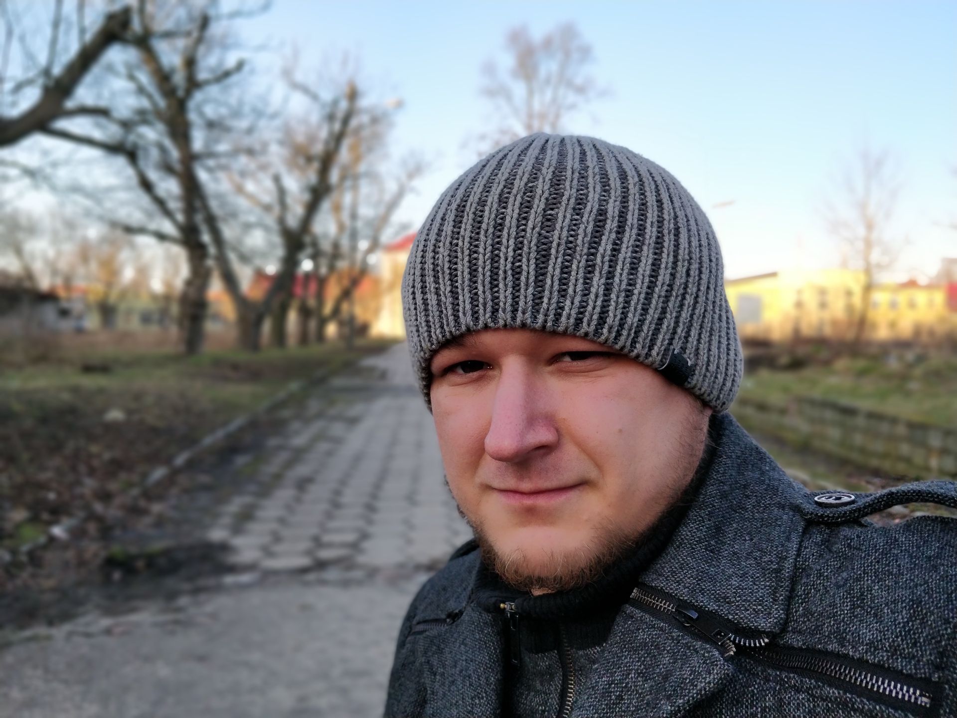 OnePlus 5T jest wart każdej złotówki. O ile twoim priorytetem nie jest aparat [TEST] 48
