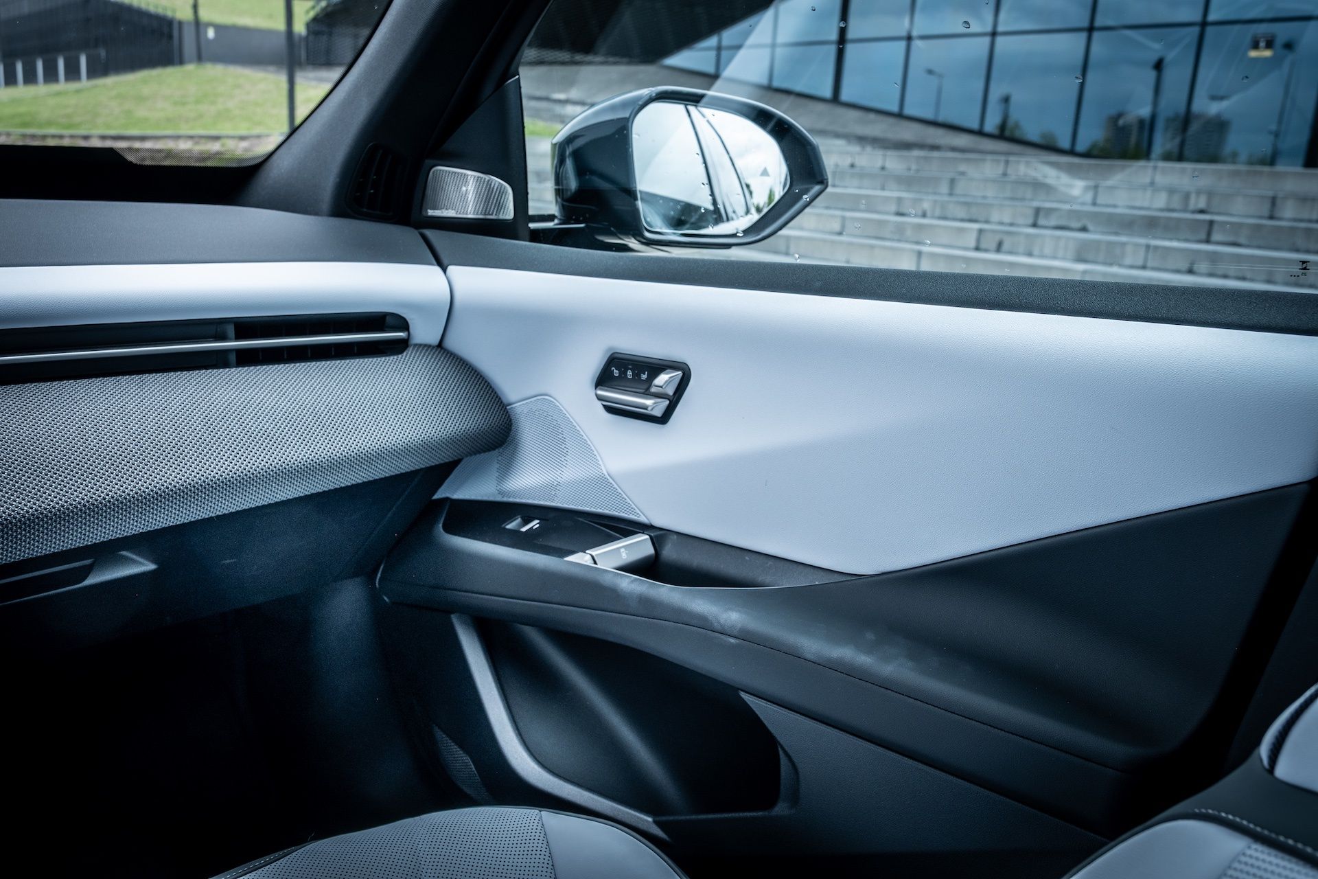BMW iX3 xDrive 50 (2026)