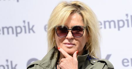 Ewa Kasprzyk ćwiczy na świeżym powietrzu. Jest w świetnej formie