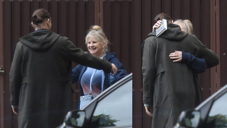 Małgorzata Rozenek i Radosław Majdan na spacerze z mamą Radka 