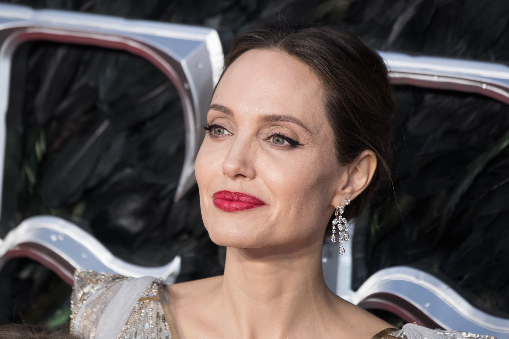 Angelina Jolie spotyka się z byłym? Była z winem w jego apartamencie