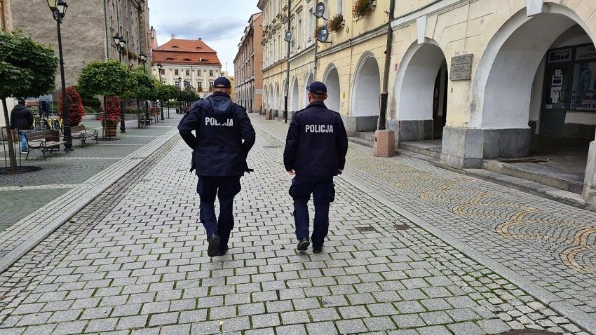 Sąd w Bydgoszczy skazał na 10 tys zł grzywny tylko na podstawie notatki policyjnej. 