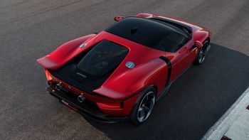 Wielki powrót Testarossy. Ferrari 849 to nowa hiperhybryda z Maranello