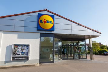 Lidl w Niemczech. Kasjerki z dużymi premiami. Sieć podała kwoty