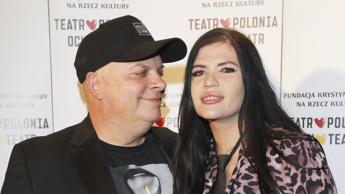 Krzysztof Skiba z żoną Karoliną