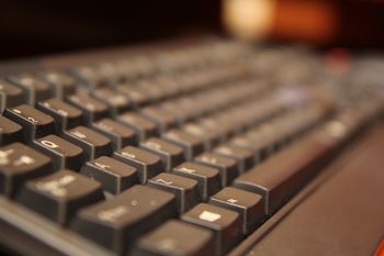 Pow. opatowski: Stracił 12 tysięcy złotych, bo chciał sprzedać rację żywnościową