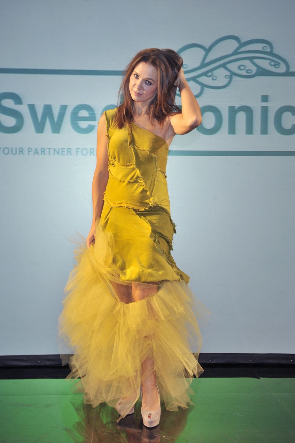 Kinga Rusin na Fashion Weeku w Łodzi