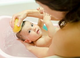 Kąpiel noworodka - co jest potrzebne?