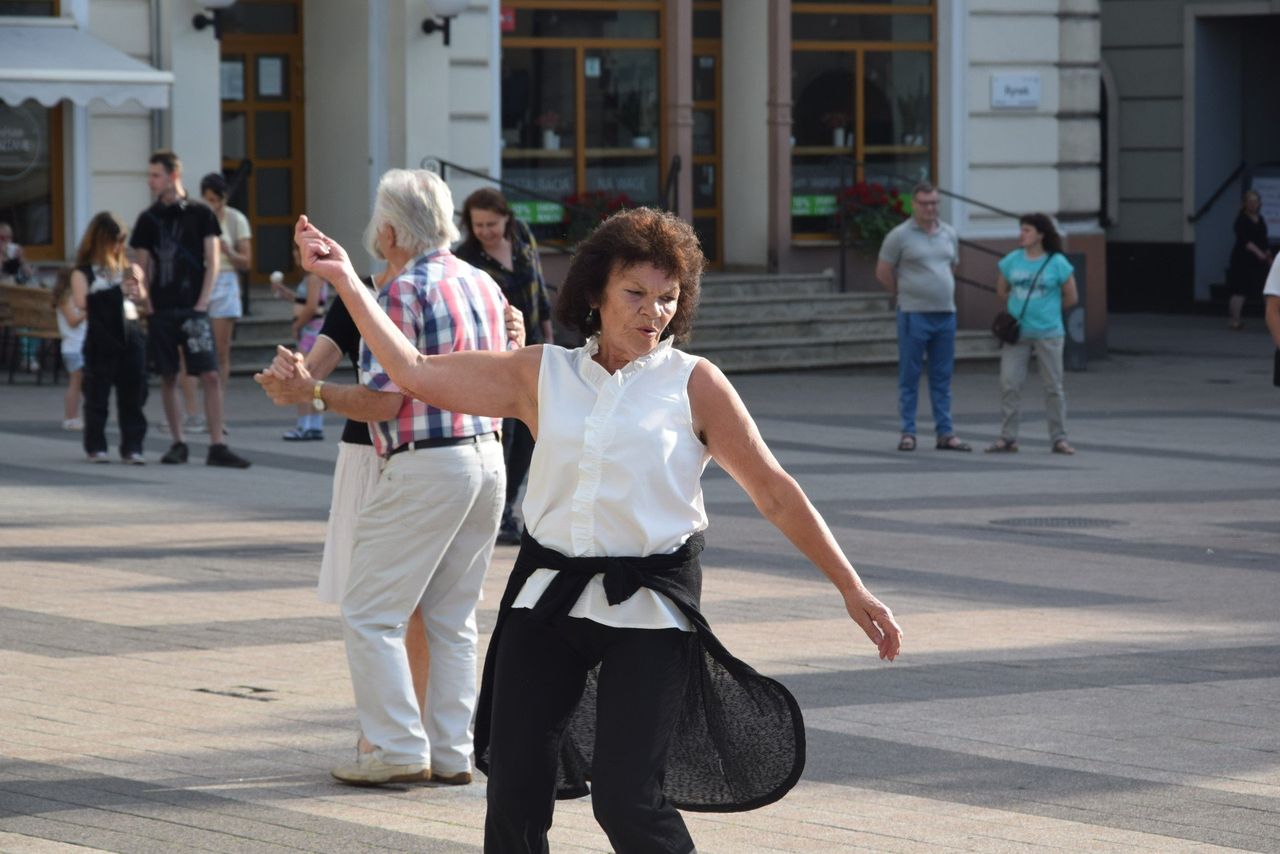 Rybnik: Taneczna impreza. Na rynku zorganizowano potańcówkę