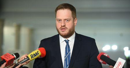 Listy wyborcze PiS. Cieszyński w ogniu pytań