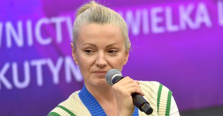 Jej syn jest zakochany. Jego wybranką jest znana aktorka