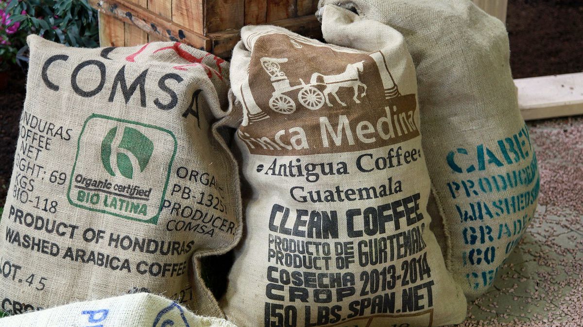 Kawa drożeje z miesiąca na miesiąc, to fatalne wieści dla smakoszy