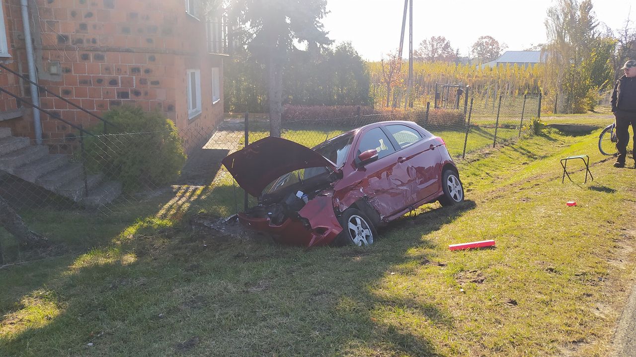 Wypadek w Młynku. Cztery osoby w szpitalu po zderzeniu z pijanym kierowcą 