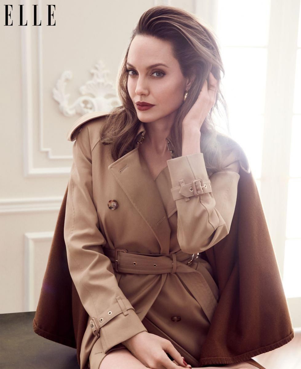 Angelina Jolie w ELLE