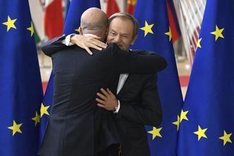 Donald Tusk wraca bogatszy o miliony złotych. Prześwietlamy jego majątek