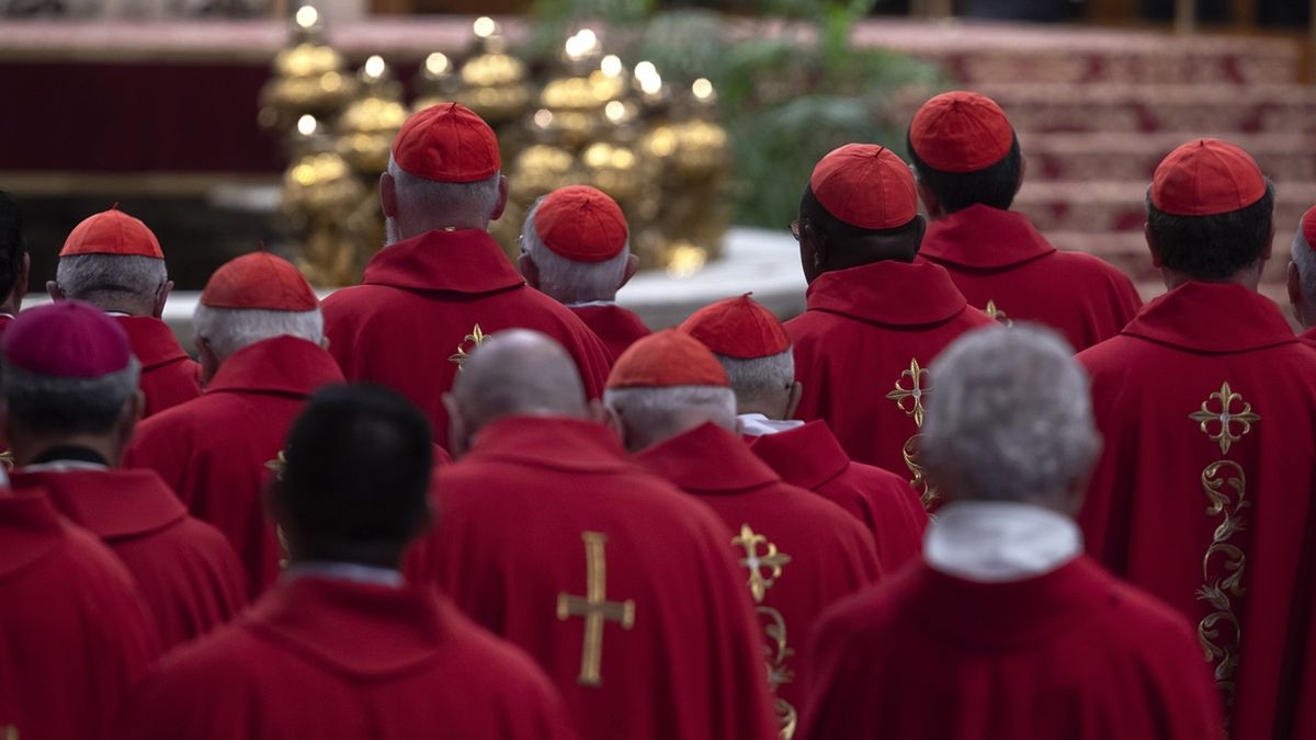 Jakie imię przyjmie nowy papież?