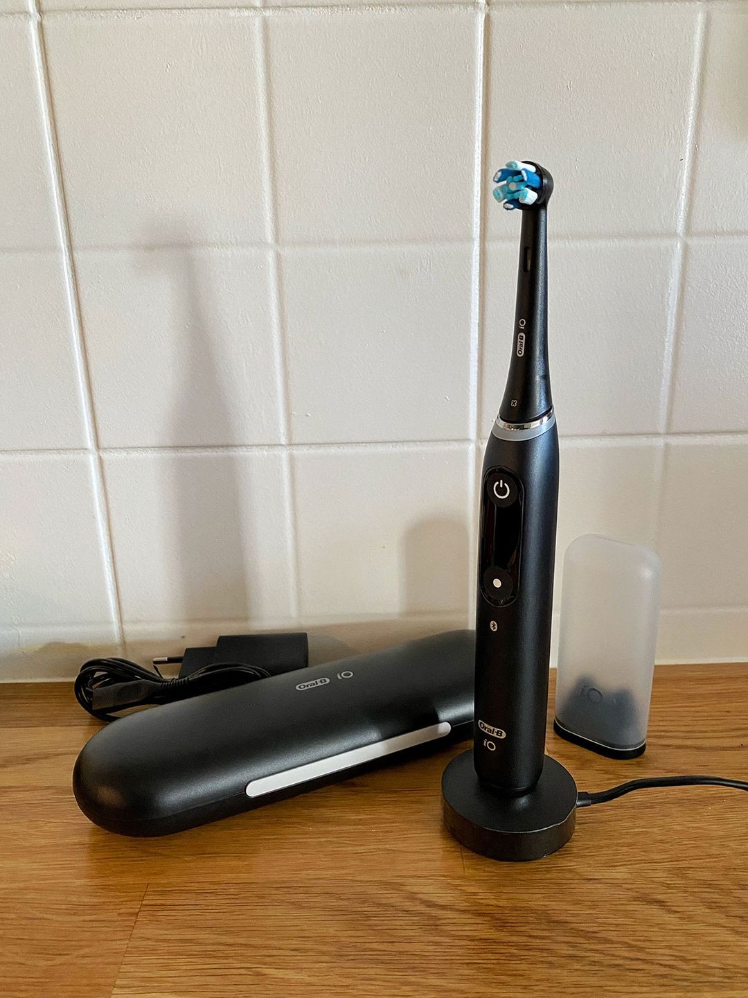 ładowarka magnetyczna oral-b io9