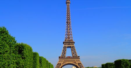 Musieli zamknąć wieżę Eiffla. Apogeum upałów we Francji