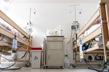 Pacjenci mogą stracić dostęp do badań. Partia Razem chce nowelizacji budżetu