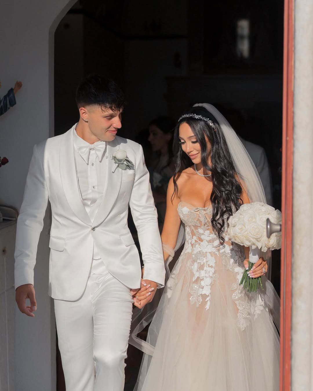 Scarlet Vas i Tayo Ricci