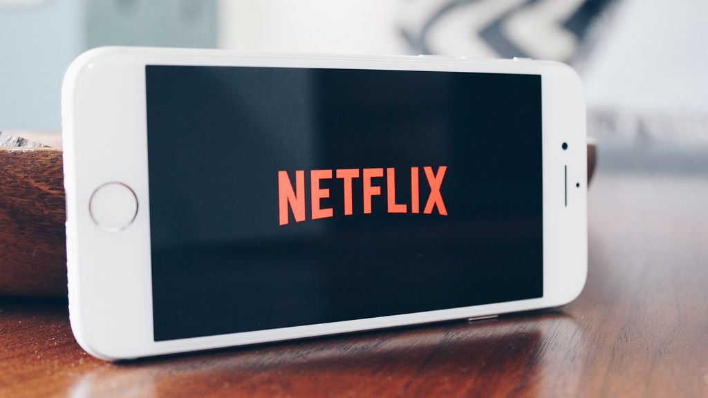 Wybrane modele iPhone są w stanie wyświetlić filmy / seriale z Netflix w Dolby Vision, fot. Quote Catalog