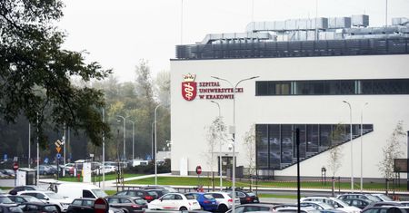 Mówią o "żenująco niskim" wynagrodzeniu. Masowo pozwały szpital