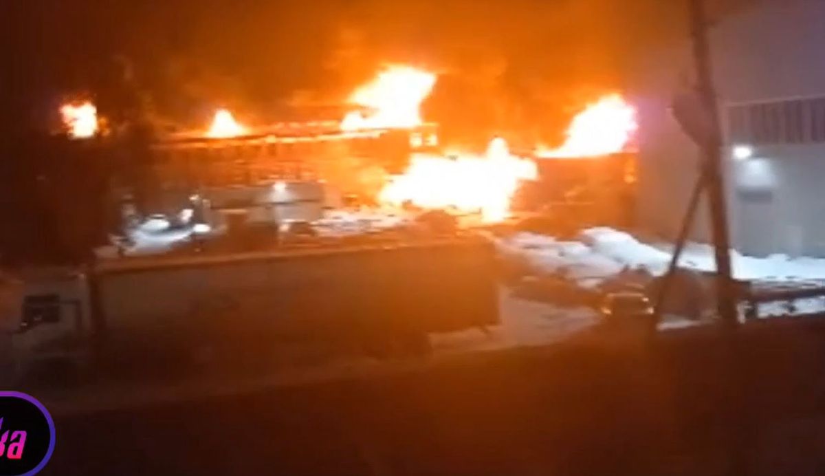 Pożar fabryki polimerów pod Moskwą