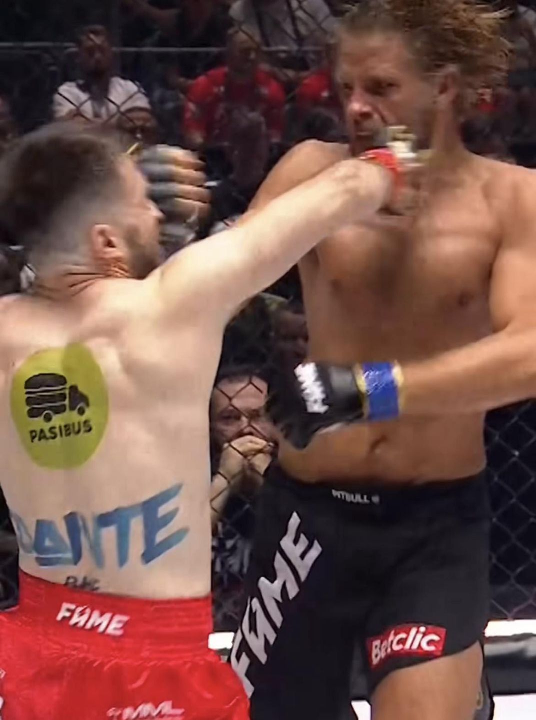 Sebastian Fabijański ZMASAKROWANY na Fame MMA