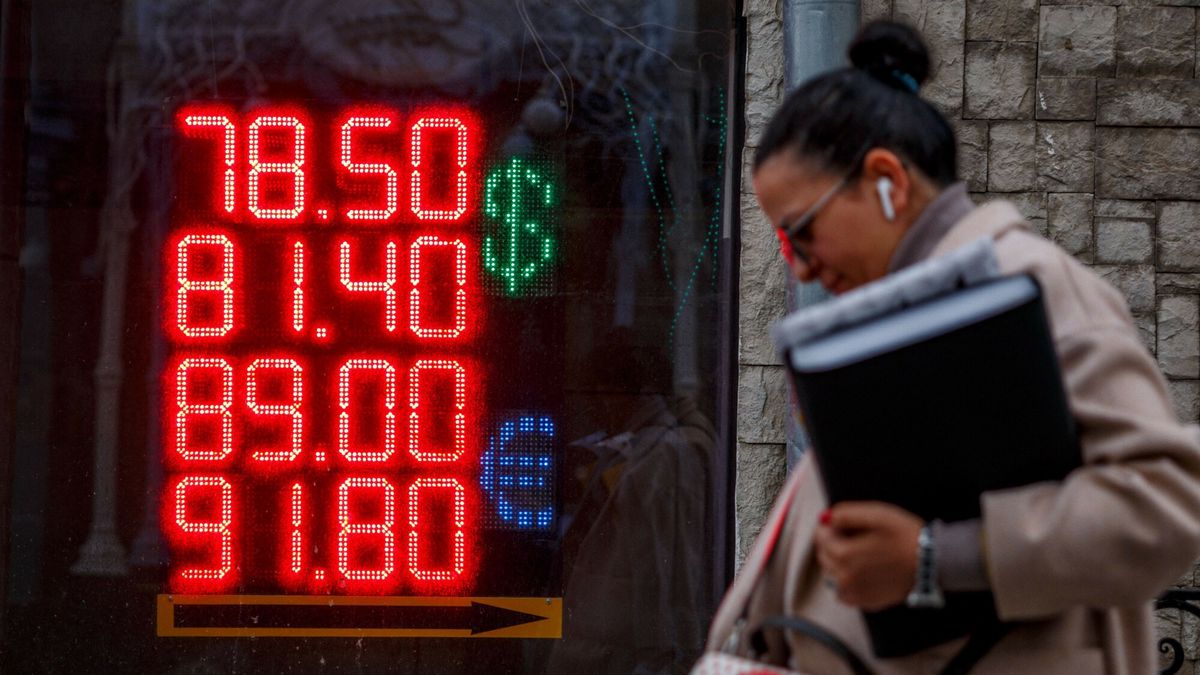 Giełdy na świecie odrabiają straty po największym załamaniu od czasów pandemii.