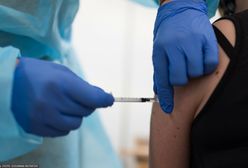 Rzadkie powikłania po szczepionce na COVID. Dotyczą młodych osób. Lekarze uspokajają