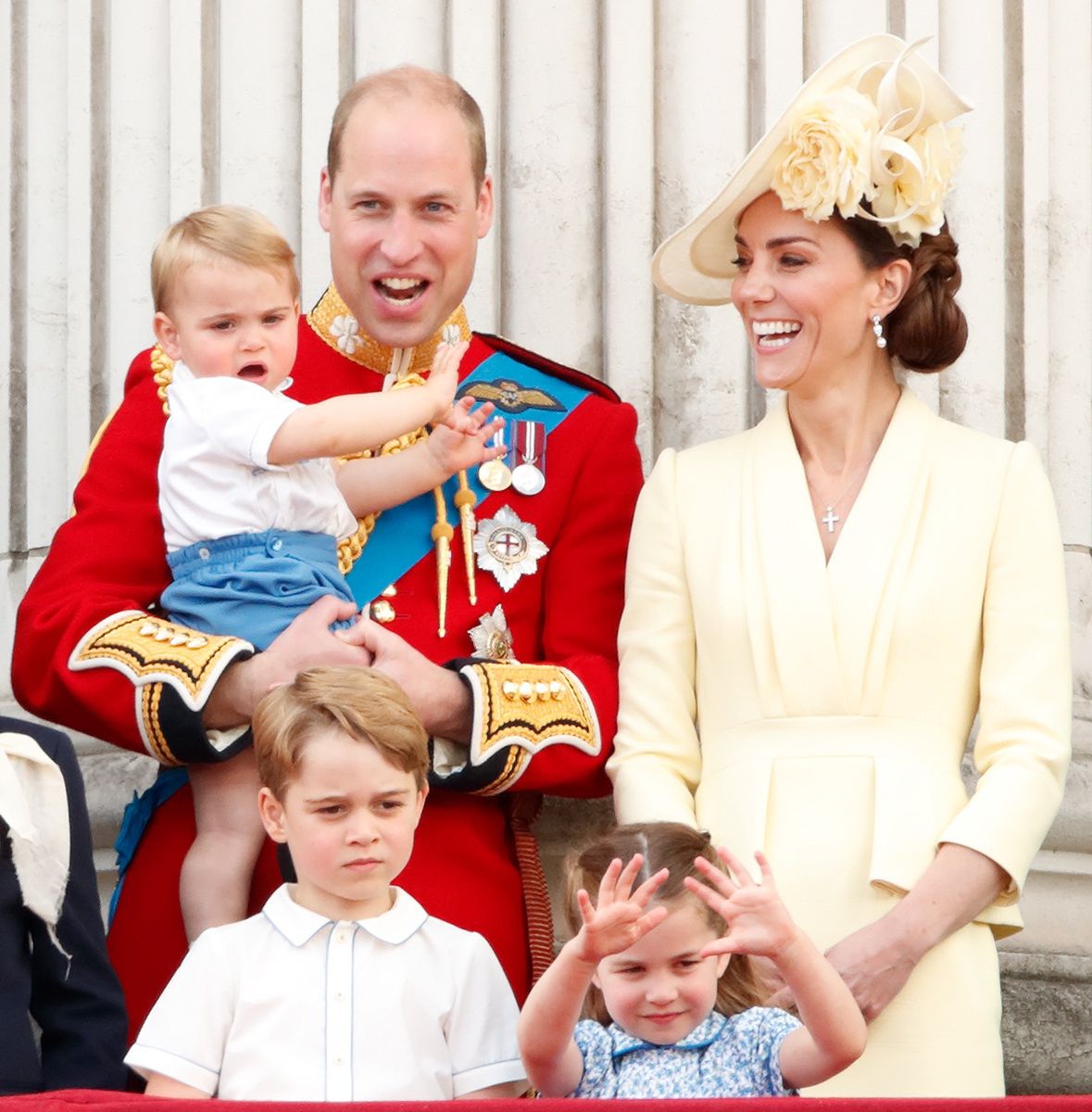 Księżna Kate i książę William z dziećmi 