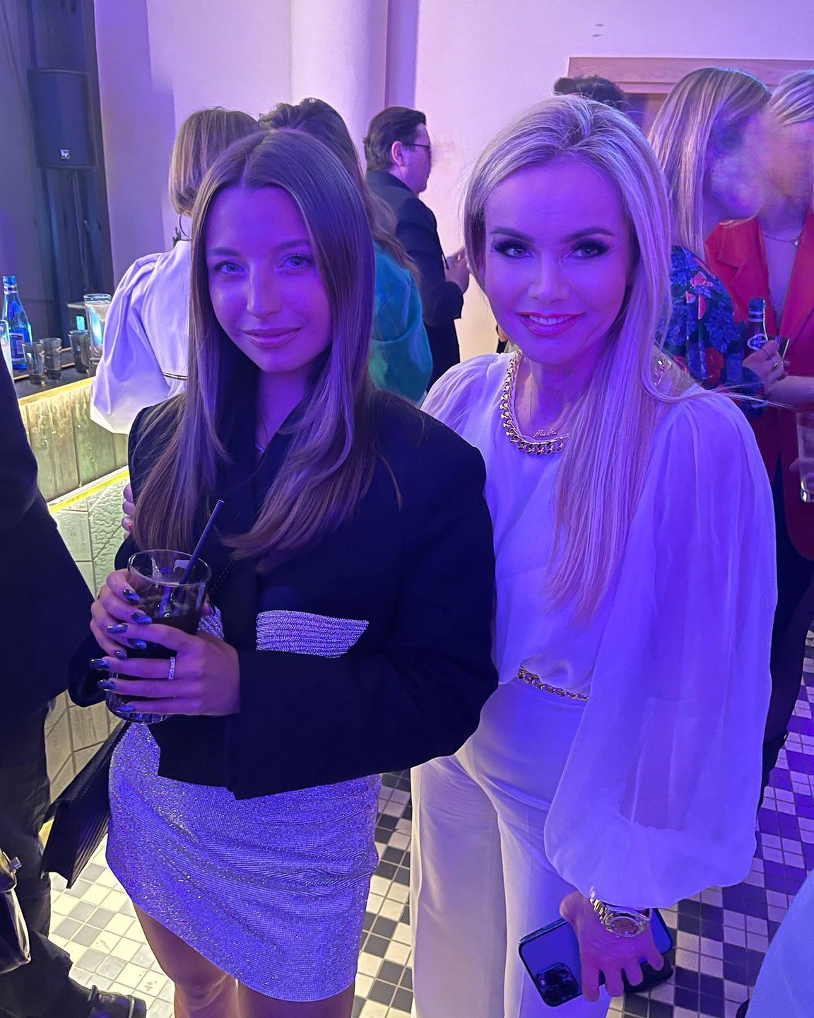 Monika Chwajoł 