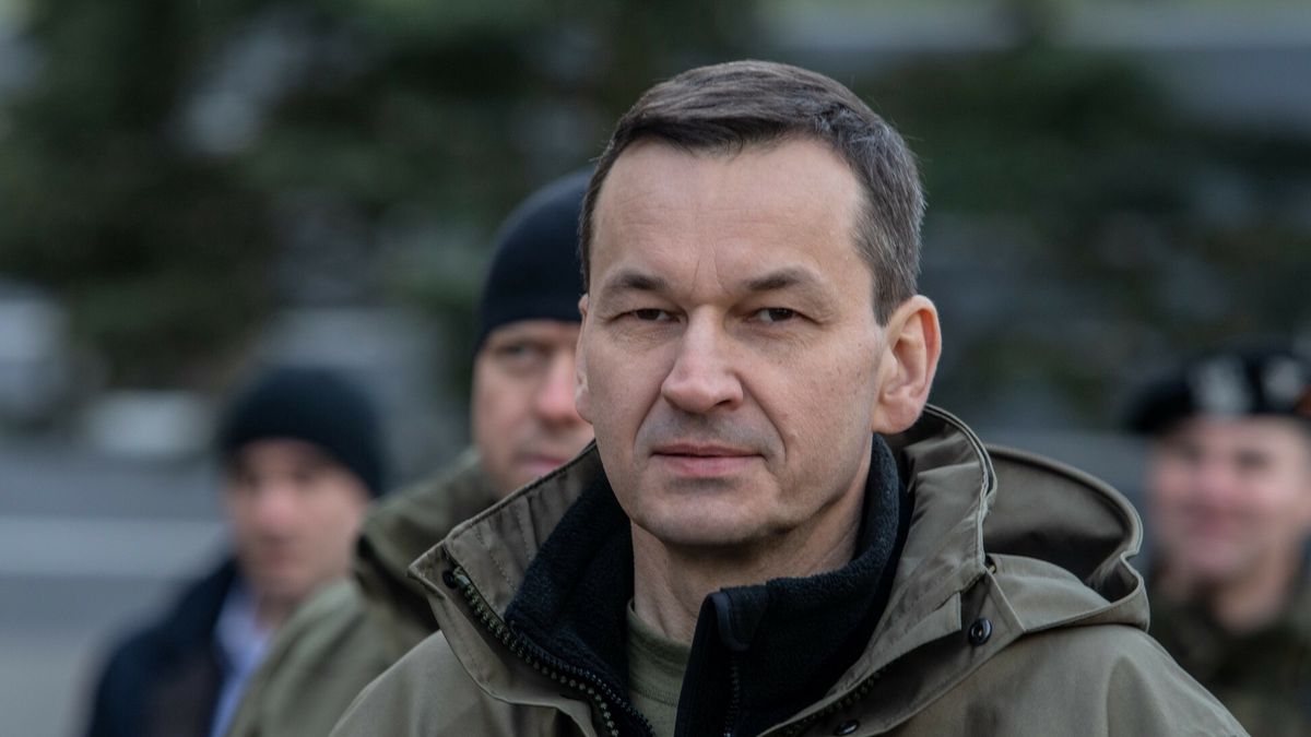 Rząd Mateusza Morawieckiego przez zwiększenie wydatków na  zbrojenia, chce zabezpieczyć się przed działaniami Rosji, które mogą być rozszerzone na terytorium Polski i państw bałtyckich