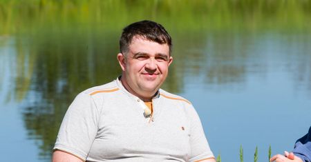 Nie znalazł żony w TV, poszedł w politykę. Rolnik znany z programu startuje w wyborach
