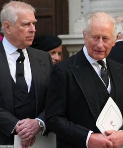 Karol III wyrzucił brata z oficjalnej rezydencji