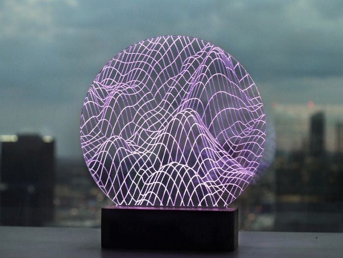 Pretty Smart Lamp: lampa dla niewolników powiadomień. Nawet ona każe sprawdzić Facebooka! 3