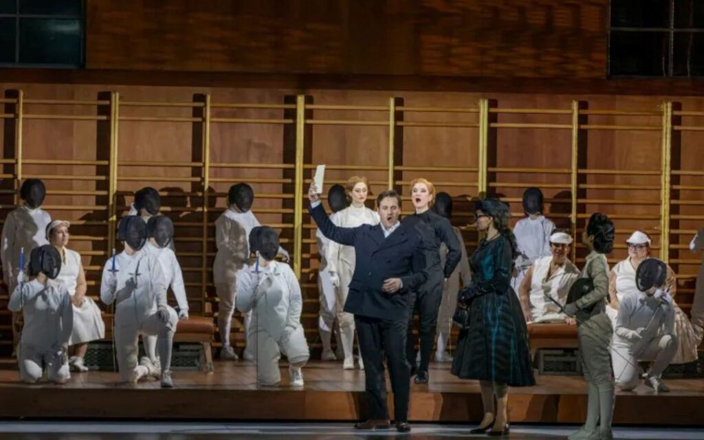 Andrzej Filończyk (Posa) w „Don Carlosie” w Paryżu © Franck Ferville | Opéra national de Paris