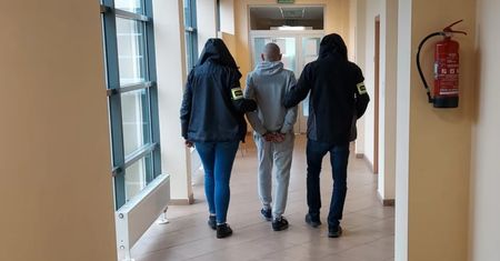 Ma zaledwie dziewięć miesięcy. Niemowlę trafiło do szpitala w Łodzi