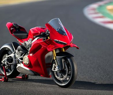 Ducati Panigale V4 przeszło wyraźną modernizację i stało się jeszcze lepsze
