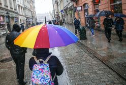 Pogoda na poniedziałek. Front chłodny przyniesie opady deszczu. Lokalnie możliwy słaby śnieg