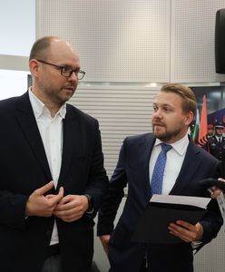 Posłowie PiS mówią "sprawdzam". Weszli do dwóch resortów
