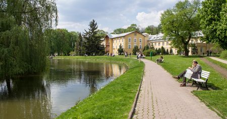 "Zabronione jest". Uzdrowisko wywiesiło zakaz. Kara nawet 10 tys. zł