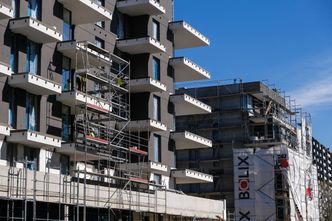 Wojna polityków na programy mieszkaniowe. Jak wpłynie to na ceny? Ekspert nie ma dobrych wieści