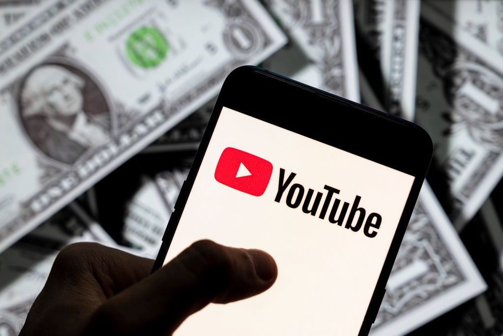 Zgłaszali prawa autorskie na YouTube. Na przekręcie zarobili ponad 20 mln dolarów