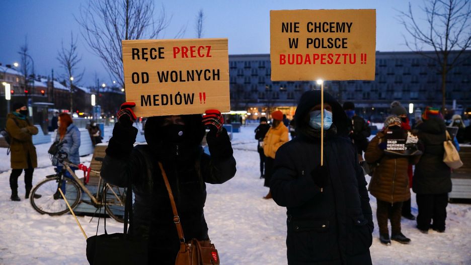 "Media bez wyboru". Najnowszy sondaż po proteście