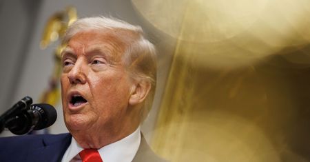 Podwyżka ceł. Ekspert o działaniu Trumpa: ekonomiczny absurd i polityczne zagranie