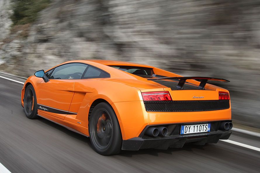Lamborghini-Gallardo-LP-570-4-Superleggera