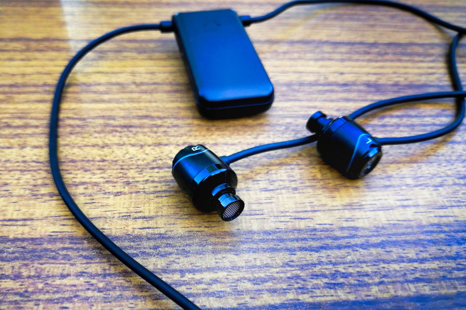 SoundMagic E10BT